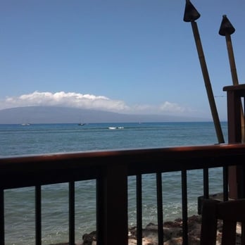 Kimo's Maui - The spectacular view from my table........... - Seafood Near Me - Lahaina, Hawaii