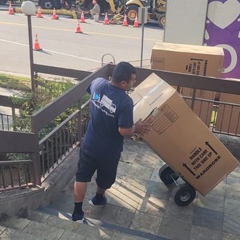 Roadway Moving - Movers Near Me - Northridge, California