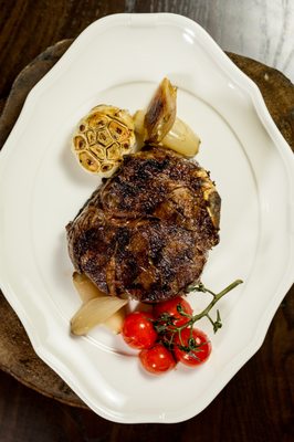 Bull & Bourbon Steakhouse by null