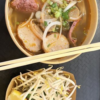 Broken Rice Com Tam - Bu (BBH) Beef Noodle Soup (Bn B Hu) #6 - Vietnamese Near Me - Boston, Massachusetts Broken Rice Com Tam - Bu (BBH) Beef Noodle Soup (Bn B Hu) #6 - Vietnamese Near Me - Boston, Massachusetts