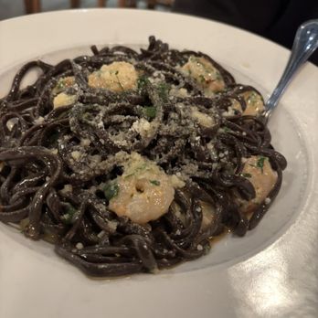 Pastaria - Semolina fettuccine - Italian Near Me - Clayton, Missouri