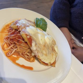 Il Fornaio - Chicken parmigiana - Italian Near Me - Walnut Creek, California