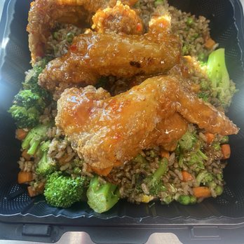 Mrs Kel lee’s Kitchen - Thai Chili Wings over Fried Rice - Southern Near Me - Lambert, Mississippi Mrs Kel lee’s Kitchen - Thai Chili Wings over Fried Rice - Southern Near Me - Lambert, Mississippi