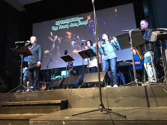 The Wilmette Theatre by null