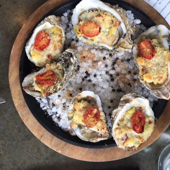 A'Bouzy - Baked Oysters - Champagne Bars Near Me - Houston, Texas