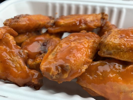 BNB Wings N Things by null