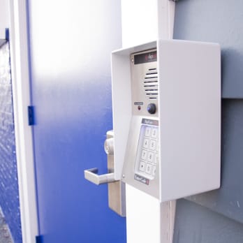 Chicago Northside Storage - Access your belongings between 6 am - 10 pm, 7 days a week, by entering your personal pin number on the north side of building. - Self Storage Near Me - Chicago, Illinois