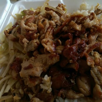 B Cafe - Chicken teppanaki yumm I asked for no oil and it tastes delicious !! Reccomend under 7$ too - Sushi Bars Near Me - Quincy, Massachusetts