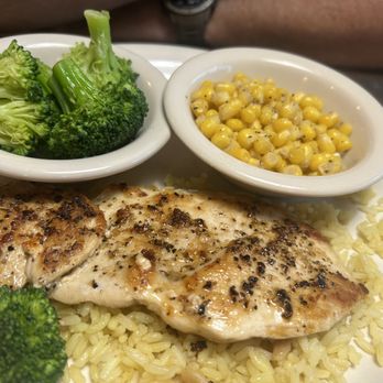 Elijah's Cafe - Grilled Chicken - New American Near Me - Woodville, Texas Elijah's Cafe - Grilled Chicken - New American Near Me - Woodville, Texas