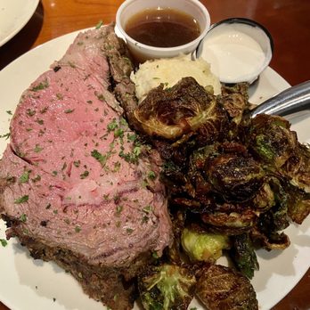 Elbow Room - 16oz Prime Rib - New American Near Me - Fresno, California