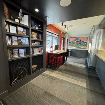 Mountain Modern - Hotels Near Me - Jackson, Wyoming Mountain Modern - Hotels Near Me - Jackson, Wyoming