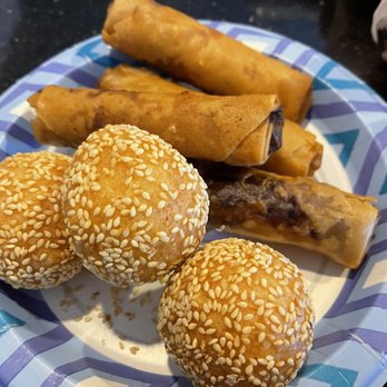 Ba Le Dorchester - Sesame balls and spring rolls on a plate. - Vietnamese Near Me - Boston, Massachusetts