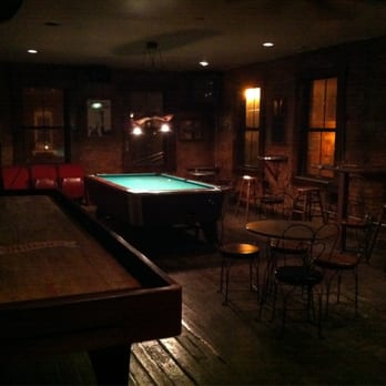 Milton's Prospect Hill Tavern - More upstairs games - Dive Bars Near Me - Cincinnati, Ohio Milton's Prospect Hill Tavern - More upstairs games - Dive Bars Near Me - Cincinnati, Ohio