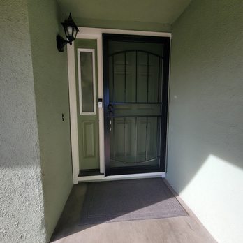 MVP Finish Carpentry - Screen door daytime. - General Contractors Near Me - North Highlands, California MVP Finish Carpentry - Screen door daytime. - General Contractors Near Me - North Highlands, California