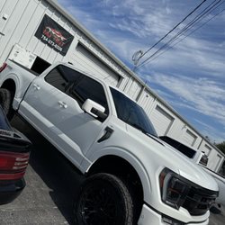 Mj Tint