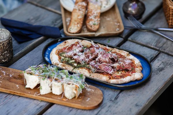 Cafe Rose Red by null