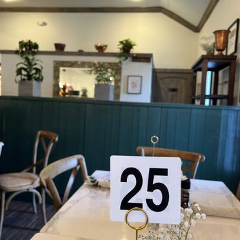 L’Amitié Bistro - a table set for a wedding reception - Breakfast & Brunch Near Me - Denton, Texas