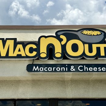 Mac N' Out Macaroni & Cheese - Sign and logo - American Near Me - Milford, Connecticut