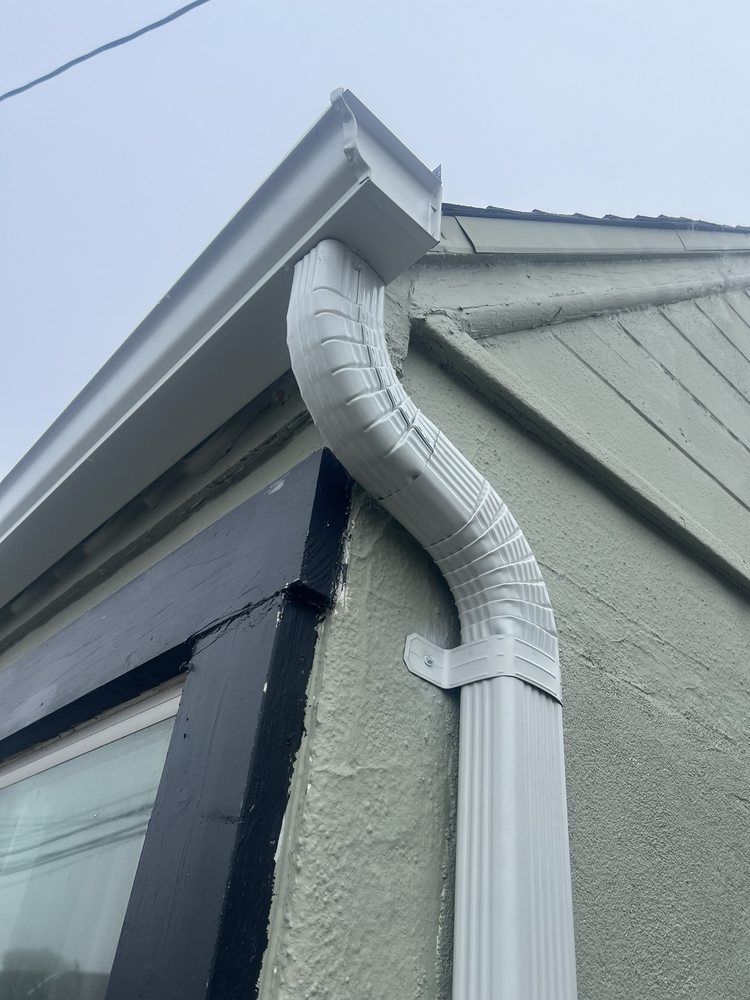 Slide of Oscar's Gutters & Downspouts