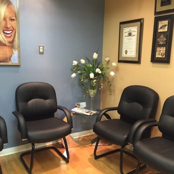 Ocean Breeze Dental - Cute waiting area - Cosmetic Dentists Near Me - Culver City, California