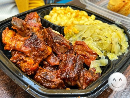 This Is It! Southern Kitchen & Bar-B-Q by null