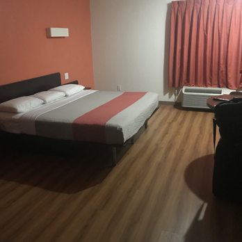 Motel 6 - Plush, in a nordic hostel kind of way - Hotels Near Me - Irving, Texas Motel 6 - Plush, in a nordic hostel kind of way - Hotels Near Me - Irving, Texas