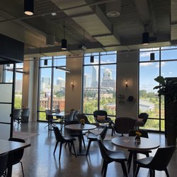 Venture X Charlotte - The Refinery - Kitchen area.