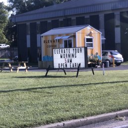 Cute little drive thru coffee shop! Cute little drive thru coffee shop!