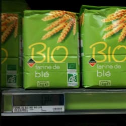Leader Price - 1 kg de farine bio à 0,82 € qui dit mieux ?