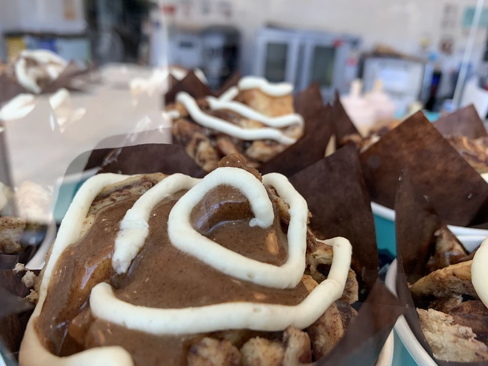 CINNABON 67 Photos & 61 Reviews Bakeries 915431 Kapolei Pkwy