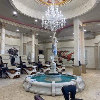 Aura Salon & Spa - Nail Salons Near Me - Denton, Texas