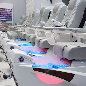 BQ Nails and Spa - Nail Salons Near Me - Goodyear, Arizona