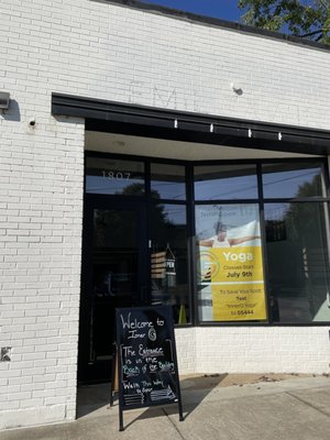 InnerG Juice & Yoga by null