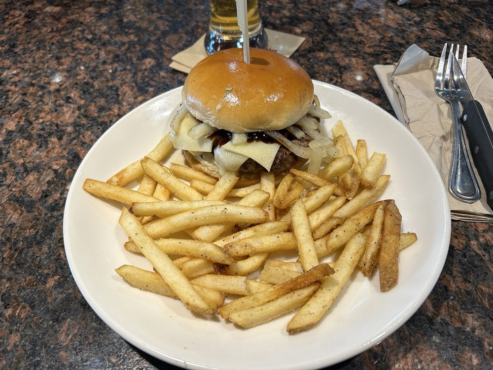 Food from Applebee's Grill + Bar