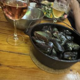 Mussels St Arnold's and a glass of rose Mussels St Arnold's and a glass of rose