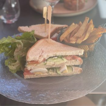 Le Cap - Bistros Near Me - Paris, 75