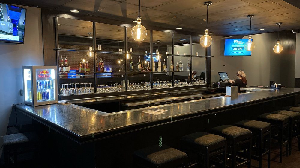 EXP BAR CLOSED 7300 W 119th St, Overland Park, Kansas Bars