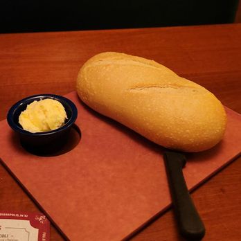 The Old Spaghetti Factory - Bread and butter to clean up the sauce - Italian Near Me - Sacramento, California