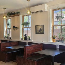 Lots of indoor seating - dog friendly