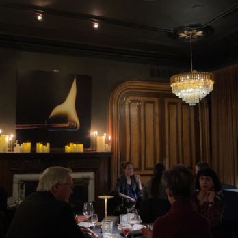 Mangiamo - Dining room ambience with dim lighting and candles - Italian Near Me - Grand Rapids, Michigan Mangiamo - Dining room ambience with dim lighting and candles - Italian Near Me - Grand Rapids, Michigan