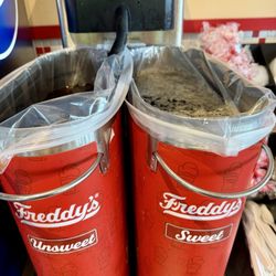 Freddy's Frozen Custard & Steakburgers - I'm not sure, but I would think the iced tea needs a cover since the public has access to it.