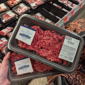 Metcalfe's Market - Fresh butcher cut beef! - Grocery Near Me - Wauwatosa, Wisconsin Metcalfe's Market - Fresh butcher cut beef! - Grocery Near Me - Wauwatosa, Wisconsin