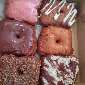 Your Mom's Donuts - Vanilla glazed, cinn sugar, lemon cream filled strawberry glazed, nutella frosted chocolate, samoa, salted caramel candied pecans - Donuts Near Me - Matthews, North Carolina Your Mom's Donuts - Vanilla glazed, cinn sugar, lemon cream filled strawberry glazed, nutella frosted chocolate, samoa, salted caramel candied pecans - Donuts Near Me - Matthews, North Carolina