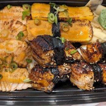 Mix Sushi Bar - Seared combo - Sushi Bars Near Me - Bellevue, Washington