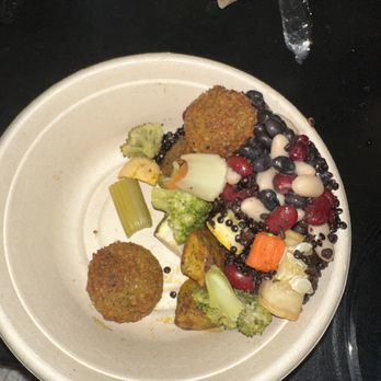 ROKA Modern Mediterranean - Juice Bars & Smoothies Near Me - Brooklyn, New York