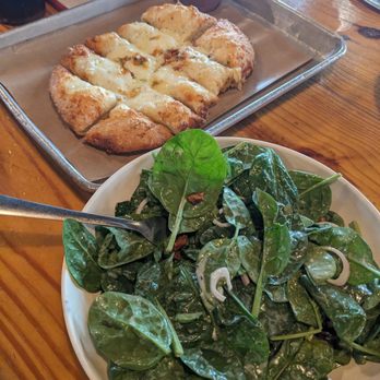 Pinthouse Pizza - Pizza Near Me - Austin, Texas