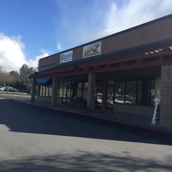 Dan's The Grub Shack - Burgers Near Me - Atascadero, California