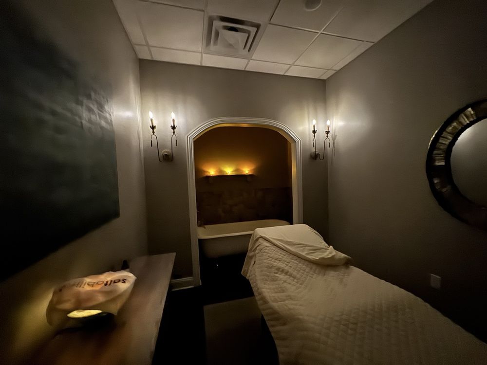 Woodhouse Spa - Avalon