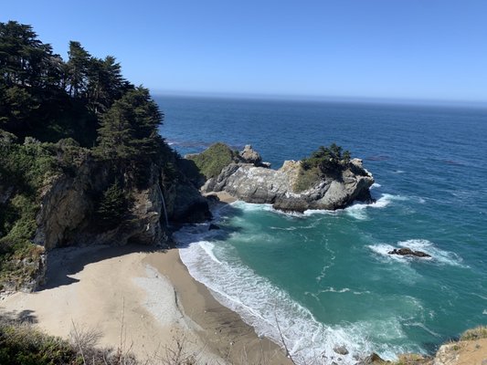 Julia Pfeiffer Burns State Park by null