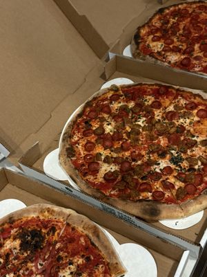 Fat Tony's Pizzeria by null